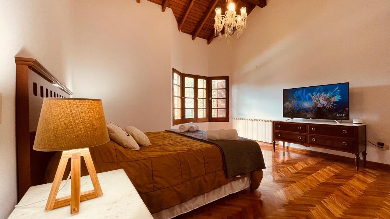 Blue Sky Mendoza Bed & Breakfast Exterior photo