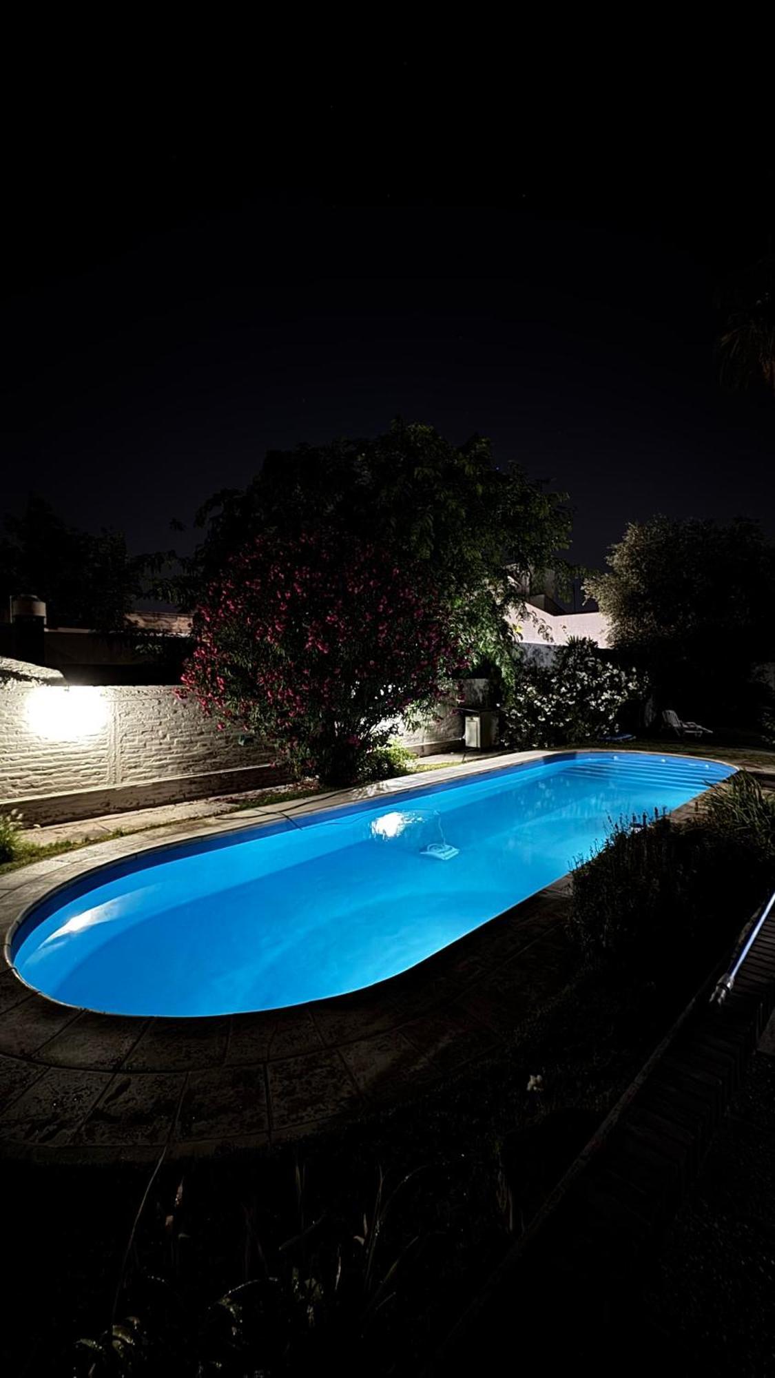 Blue Sky Mendoza Bed & Breakfast Exterior photo